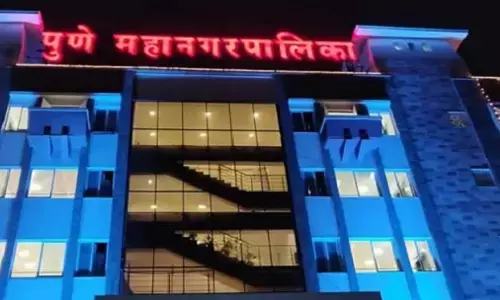 मनपा आयुक्त का एक्शन - काम में कोताही बरतने वाले अधिकारियों और कर्मचारियों पर गिरी गाज मनपा आयुक्त का एक्शन - काम में कोताही बरतने वाले अधिकारियों और कर्मचारियों पर गिरी गाज