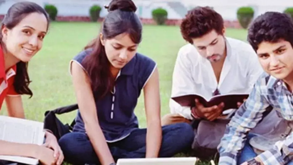 आईटीआई के वैदिक कोर्स से नहीं होगा पुजारियों का नुकसान, आपत्ति जताने के बाद मंत्री लोढा का दावा आईटीआई के वैदिक कोर्स से नहीं होगा पुजारियों का नुकसान, आपत्ति जताने के बाद मंत्री लोढा का दावा