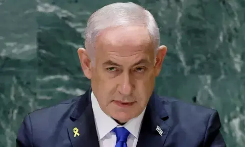 इजराइल और हमास के बीच फिर छिड़ी जंग, IDF ने गाजा में गिराए 153 टन बम, नेतन्याहू ने दी चेतावनी, कहा - पूरा नहीं हुआ सैन्य अभियान इजराइल और हमास के बीच फिर छिड़ी जंग, IDF ने गाजा में गिराए 153 टन बम, नेतन्याहू ने दी चेतावनी, कहा - पूरा नहीं हुआ सैन्य अभियान