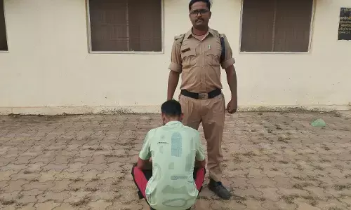 राजस्थान के कडिया सांसी गैंग का एक सदस्य गिरफ्तार, बैंक से ग्राहक द्वारा निकाली गई ५० हजार रूपए राशि बैक सहित चोरी करने का आरोप राजस्थान के कडिया सांसी गैंग का एक सदस्य गिरफ्तार, बैंक से ग्राहक द्वारा निकाली गई ५० हजार रूपए राशि बैक सहित चोरी करने का आरोप