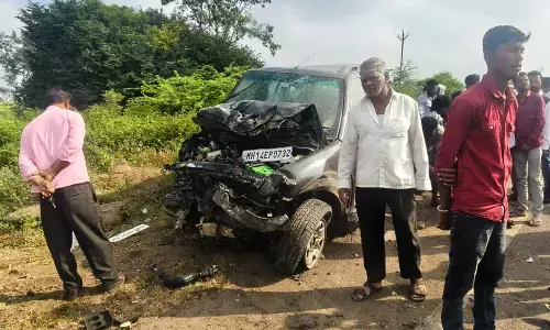 भीषण सड़क हादसे में चार की मौत, दो गंभीर रूप से घायल हुए भीषण सड़क हादसे में चार की मौत, दो गंभीर रूप से घायल हुए