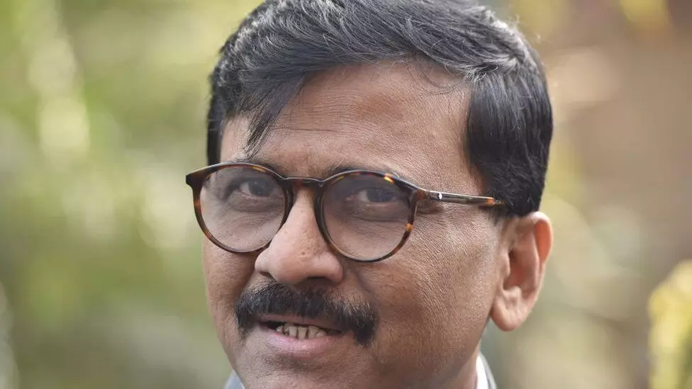 कांग्रेस पहले मुंबई का इतिहास समझे, गठबंधन के लिए आलाकमान से बात करेंगे- राऊत कांग्रेस पहले मुंबई का इतिहास समझे, गठबंधन के लिए आलाकमान से बात करेंगे- राऊत