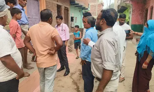 ग्राम बड़वारा में डायरिया की शिकायत, स्वास्थ्य विभाग की त्वरित कार्यवाही से अब नियंत्रण में स्थिति ग्राम बड़वारा में डायरिया की शिकायत, स्वास्थ्य विभाग की त्वरित कार्यवाही से अब नियंत्रण में स्थिति