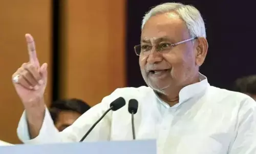 नीतीश कुमार ने तेजस्वी यादव पर साधा निशाना, कहा -  कुछ लोग जीविका दीदियों के नाम पर नीतीश कुमार ने तेजस्वी यादव पर साधा निशाना, कहा -  कुछ लोग जीविका दीदियों के नाम पर