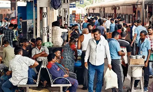 छठ पूजा पर दानापुर के लिए आज से चलेगी स्पेशल ट्रेन छठ पूजा पर दानापुर के लिए आज से चलेगी स्पेशल ट्रेन