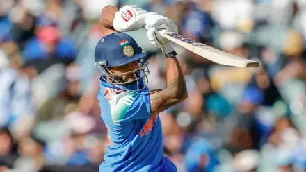 इंडिया vs ऑस्ट्रेलिया टी20 सीरीज से पहले भारत को लगा बड़ा झटका, ये ऑलराउंडर खिलाड़ी हुआ चोटिल इंडिया vs ऑस्ट्रेलिया टी20 सीरीज से पहले भारत को लगा बड़ा झटका, ये ऑलराउंडर खिलाड़ी हुआ चोटिल