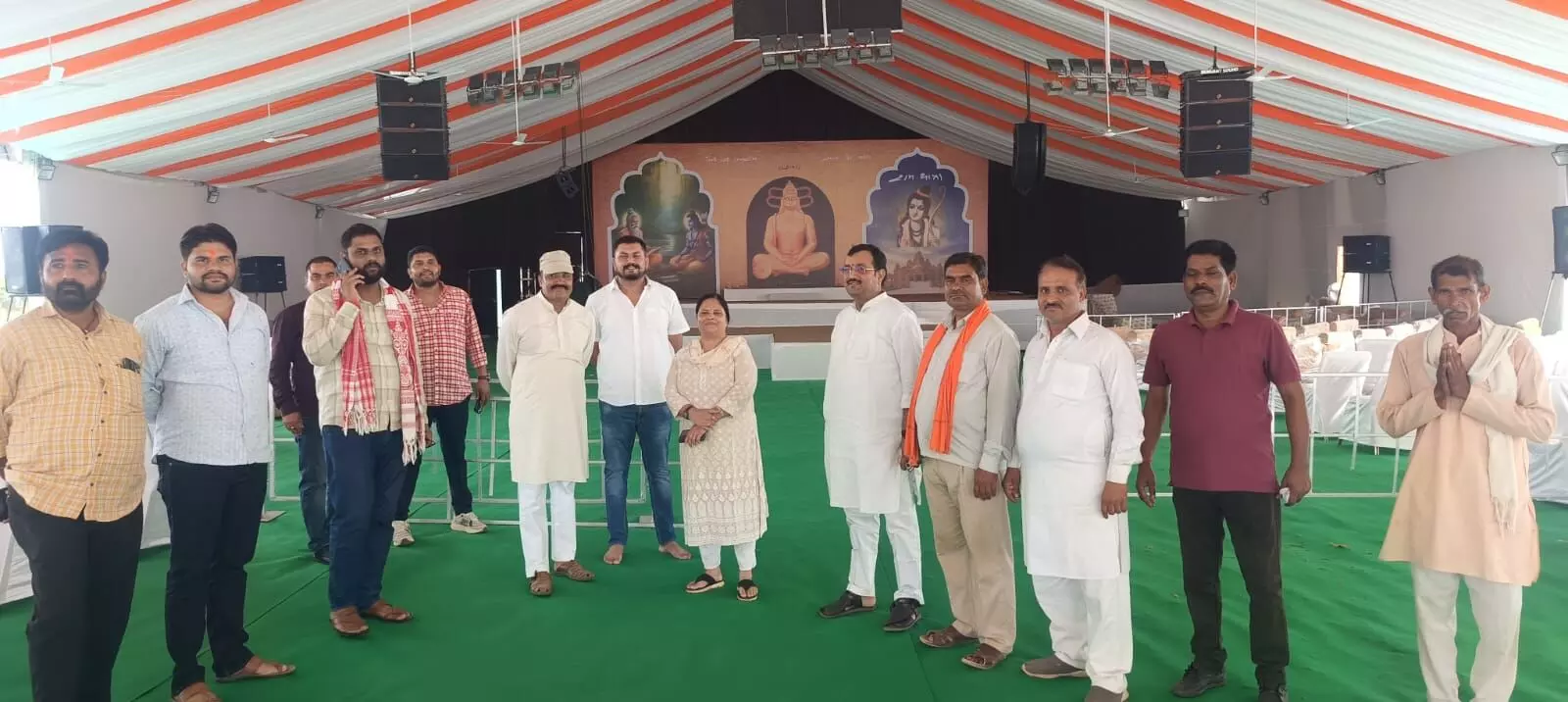 मुरारी बापू की कथा आज, तहसीलदार ने कथा स्थल पर देखी व्यवस्थाएं मुरारी बापू की कथा आज, तहसीलदार ने कथा स्थल पर देखी व्यवस्थाएं