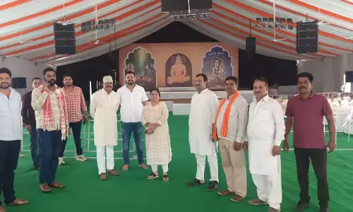 मुरारी बापू की कथा आज, तहसीलदार ने कथा स्थल पर देखी व्यवस्थाएं मुरारी बापू की कथा आज, तहसीलदार ने कथा स्थल पर देखी व्यवस्थाएं