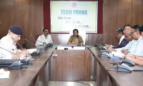 टीएल बैठक में समीक्षा कर दिए निर्देश, शिकायतकर्ता को फोर्स क्लोज पर जोर न दें: कलेक्टर टीएल बैठक में समीक्षा कर दिए निर्देश, शिकायतकर्ता को फोर्स क्लोज पर जोर न दें: कलेक्टर