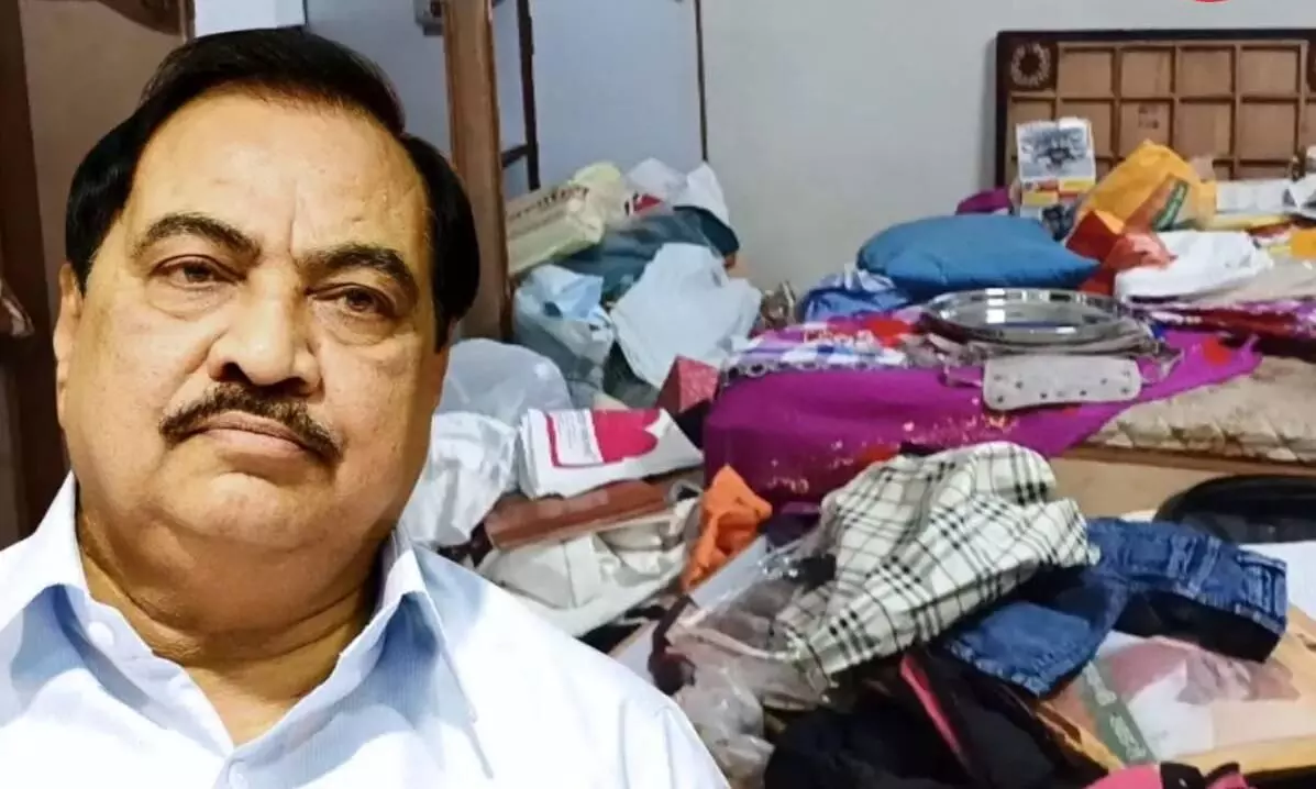 पूर्व मंत्री एकनाथ खडसे के घर चोरी, राजदार सीडी और पेन ड्राइव भी गायब - सियासी गलियारों में चर्चा पूर्व मंत्री एकनाथ खडसे के घर चोरी, राजदार सीडी और पेन ड्राइव भी गायब - सियासी गलियारों में चर्चा