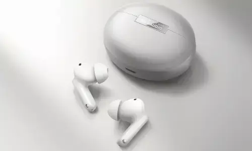 Oppo Enco X3s 55dB एक्टिव नॉइज कैंसलेशन के साथ लॉन्च, 45 घंटे तक की बैटरी लाइफ: कीमत और फीचर्स Oppo Enco X3s 55dB एक्टिव नॉइज कैंसलेशन के साथ लॉन्च, 45 घंटे तक की बैटरी लाइफ: कीमत और फीचर्स