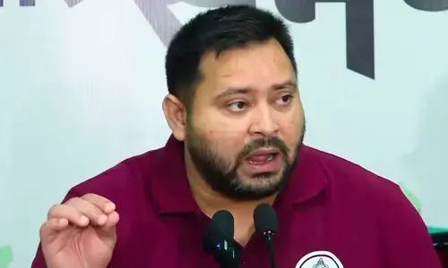 वो केवल पुतला बने हुए हैं, तेजस्वी यादव ने CM नीतीश कुमार पर बोला तीखा हमला वो केवल पुतला बने हुए हैं, तेजस्वी यादव ने CM नीतीश कुमार पर बोला तीखा हमला