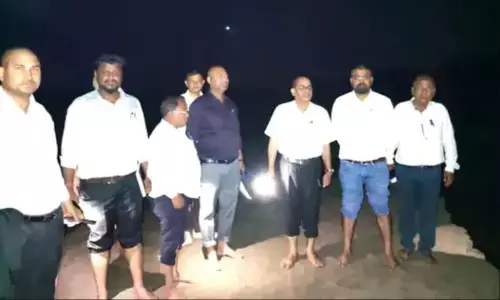 उत्तर प्रदेश में 22 लोगों से भारी नाव नदी में पलटी, 13 हुए लापता, मौके पर राहत एवं बचाव टीम