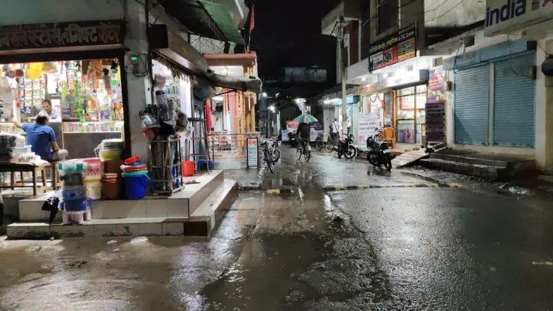 भाजपा नेता नीलेश की हत्या के बाद पत्नी व मॉं के निशाने पर कैमोर पुलिस , बोलीं... भाजपा नेता नीलेश की हत्या के बाद पत्नी व मॉं के निशाने पर कैमोर पुलिस , बोलीं...