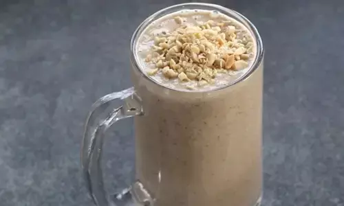 बिना दूध और चीनी की हेल्दी स्मूदी के लेने हैं मजे? यहां देखें बिल्कुल खास और स्वादिष्ट स्मूदी की रेसिपी