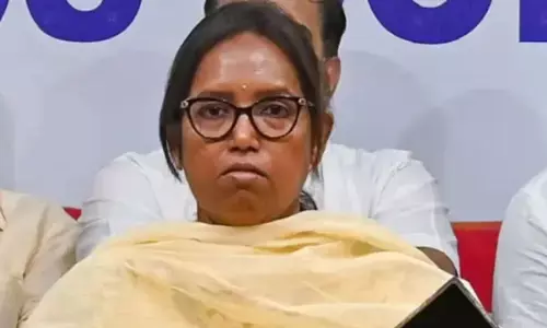 महिला डॉक्टर आत्महत्या मामले में एसआईटी गठित कर जांच की मांग, कांग्रेस का सीएम पर निशाना महिला डॉक्टर आत्महत्या मामले में एसआईटी गठित कर जांच की मांग, कांग्रेस का सीएम पर निशाना