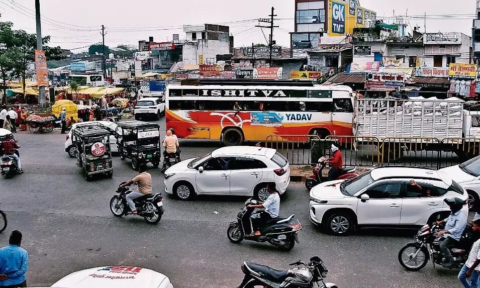 दमोह रोड, माढ़ोताल से बायपास चौराहे तक चार किमी तक भी फोरलेन बनेगी दमोह रोड, माढ़ोताल से बायपास चौराहे तक चार किमी तक भी फोरलेन बनेगी