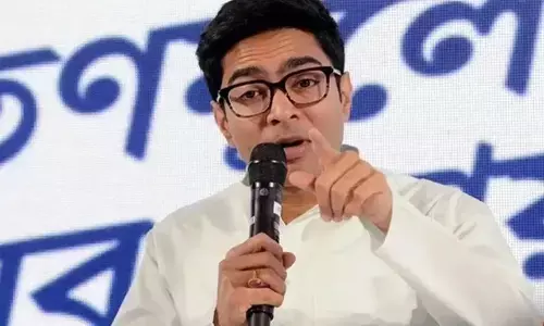 असली वोटर्स के नाम हटाए गए तो..., राज्य में विशेष गहन पुनरीक्षण को लेकर TMC ने दी चेतावनी, कहा- बंगाल में डर का माहौल असली वोटर्स के नाम हटाए गए तो..., राज्य में विशेष गहन पुनरीक्षण को लेकर TMC ने दी चेतावनी, कहा- बंगाल में डर का माहौल