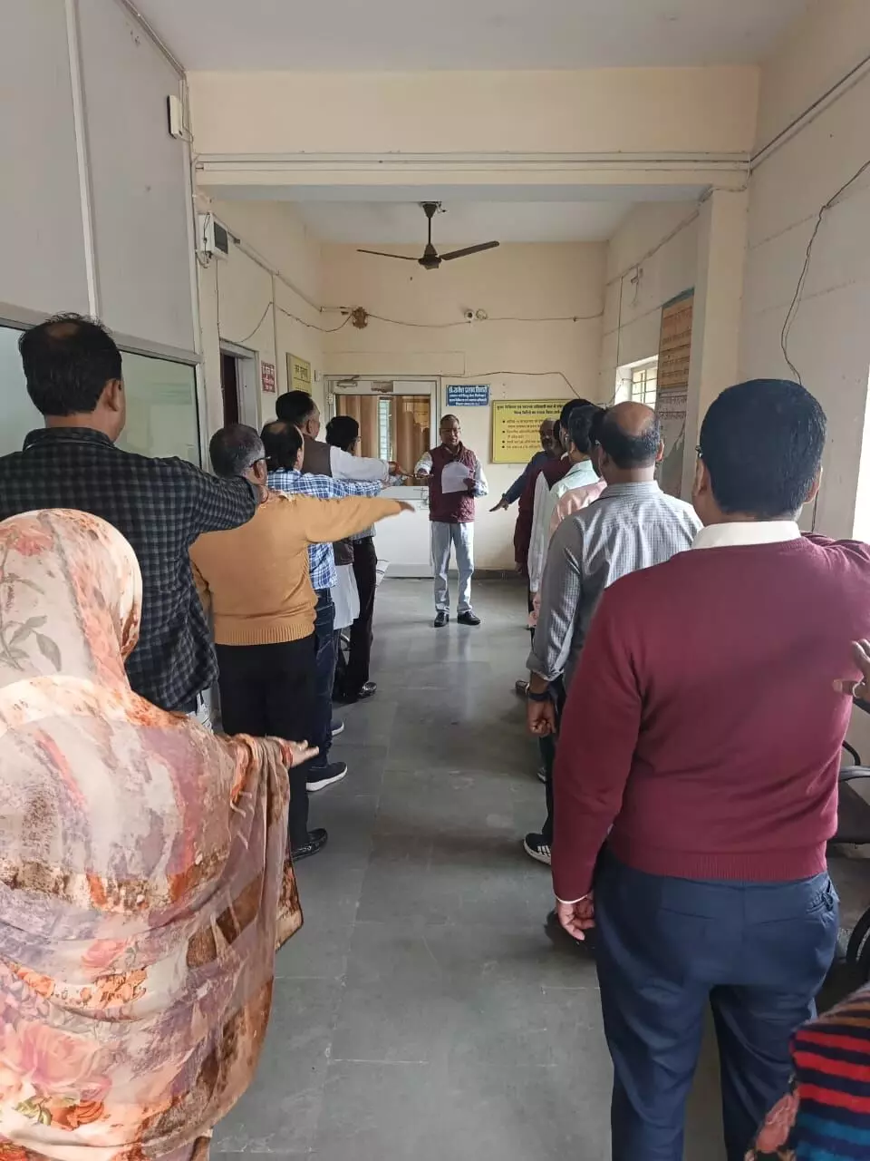 सीएमएचओ कार्यालय में दिलाई गई राष्ट्रीय एकता दिवस पर शपथ सीएमएचओ कार्यालय में दिलाई गई राष्ट्रीय एकता दिवस पर शपथ