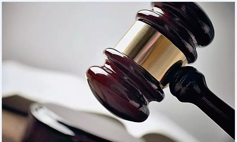 हाईकोर्ट ने विधायक को पक्षकार बनाने के लिए दी अनुमति, जारी किया नोटिस हाईकोर्ट ने विधायक को पक्षकार बनाने के लिए दी अनुमति, जारी किया नोटिस