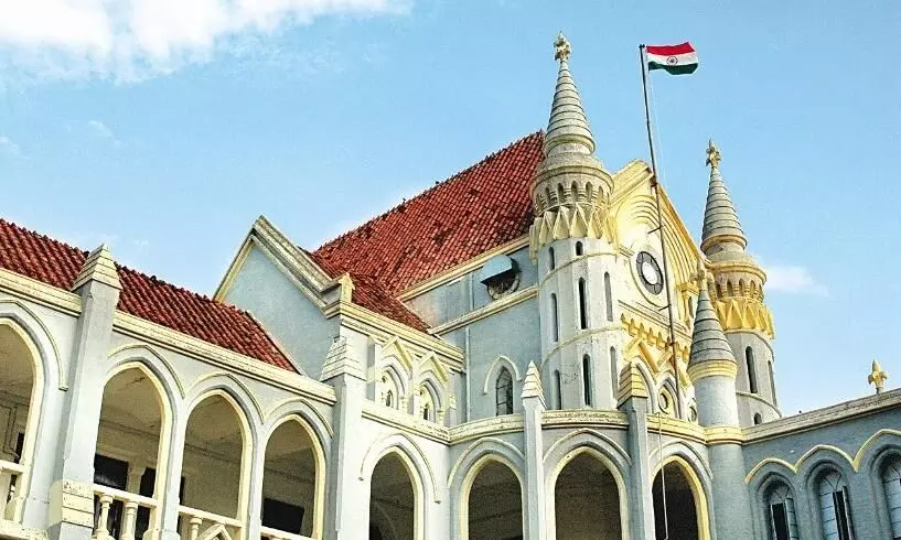 पैर धुलाई प्रकरण, सोशल मीडिया प्लेटफॉर्म व अन्य को जारी करें नोटिस