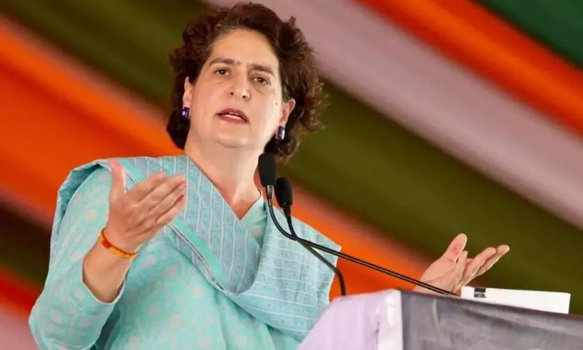 चुनाव से पहले 10,000 रुपये बांटे गए, बेगूसराय में प्रियंका गांधी का NDA पर कड़ा प्रहार, बोलीं- उनके इरादे नेक नहीं चुनाव से पहले 10,000 रुपये बांटे गए, बेगूसराय में प्रियंका गांधी का NDA पर कड़ा प्रहार, बोलीं- उनके इरादे नेक नहीं