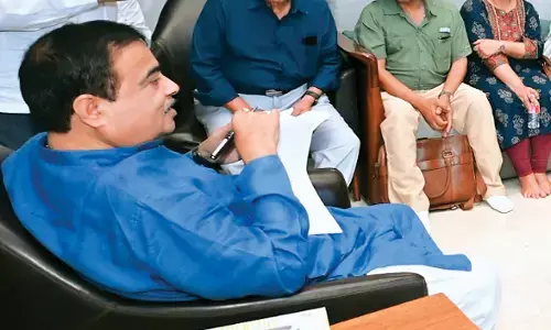 जोन स्तर पर होगी कचरा संकलन एजेंसी - मूलभूत सुविधाओं को लेकर प्रशासन से मांगा जवाब जोन स्तर पर होगी कचरा संकलन एजेंसी - मूलभूत सुविधाओं को लेकर प्रशासन से मांगा जवाब