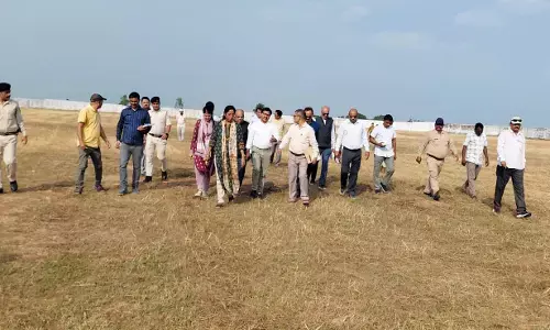 सीएम के आगमन को लेकर कलेक्टर देखी व्यवस्थायें, अधिकारियों को सौंपे दायित्व