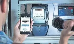 उपभोक्ताओं की शिकायतें कई, बिजली विभाग का होता है एक ही जवाब, स्मार्ट मीटर लगवाओ