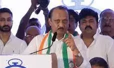 स्थानीय चुनावों से पहले संगठन मजबूत करने में जुटे अजित पवार, मुंबई कांग्रेस में फिर उठा अकेले लड़ने का मुद्दा स्थानीय चुनावों से पहले संगठन मजबूत करने में जुटे अजित पवार, मुंबई कांग्रेस में फिर उठा अकेले लड़ने का मुद्दा