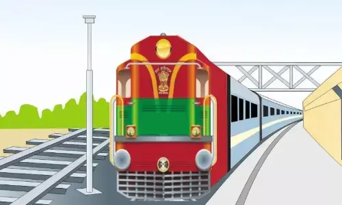 जबलपुर से मुंबई के लिए रवाना हुई महानगरी एक्सप्रेस में पथराव, 1 घायल जबलपुर से मुंबई के लिए रवाना हुई महानगरी एक्सप्रेस में पथराव, 1 घायल