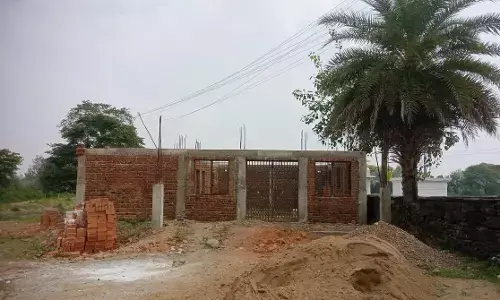 प्रभार लेते ही सचिव ने सामुदायिक भवन निर्माण की छ: लाख से अधिक राशि का कर दिया भुगतान