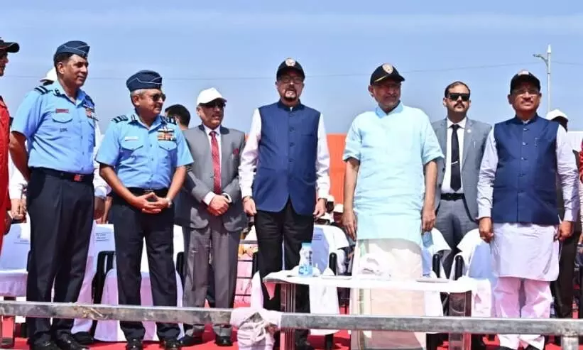 राज्योत्सव पर वायु सेना की टीम का रोमांचक एयर शो, सेंध जलाशय के ऊपर आसमां में गूंजा जय जोहार और छत्तीसगढ़िया सबले बढ़िया