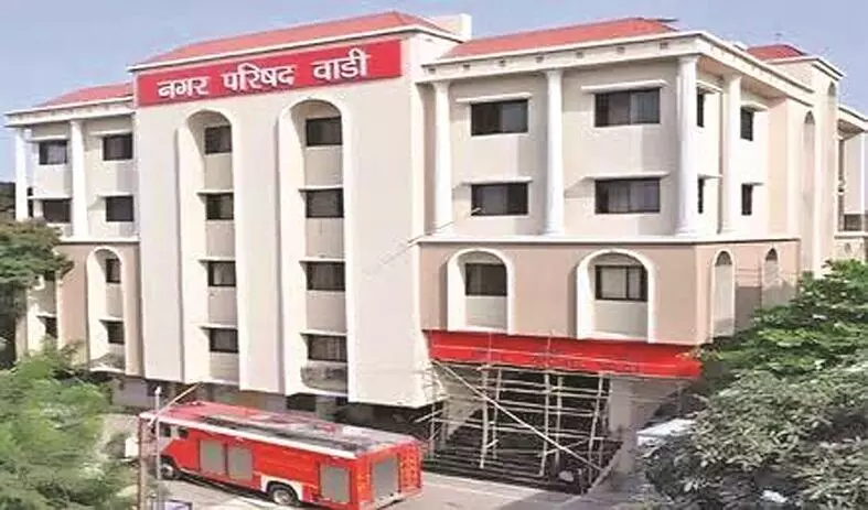 चुनावी महासंग्राम , अध्यक्ष पद को लेकर दिग्गजों में टक्कर चुनावी महासंग्राम , अध्यक्ष पद को लेकर दिग्गजों में टक्कर