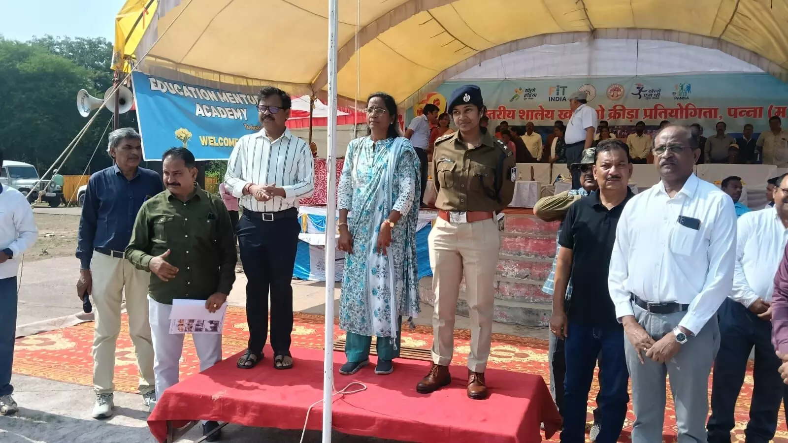 राज्य स्तरीय खेल प्रतियोगिता का हुआ भव्य समापन, कलेक्टर व पुलिस अधीक्षक रहे उपस्थित, जनजाति संभाग रहा विजेता राज्य स्तरीय खेल प्रतियोगिता का हुआ भव्य समापन, कलेक्टर व पुलिस अधीक्षक रहे उपस्थित, जनजाति संभाग रहा विजेता