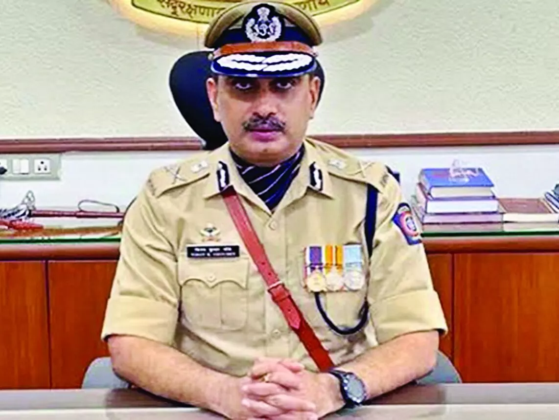 रिश्वत मामले में वरिष्ठ पुलिस निरीक्षक की विभागीय जांच रिश्वत मामले में वरिष्ठ पुलिस निरीक्षक की विभागीय जांच