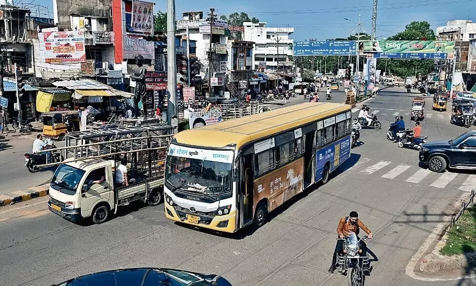 आकार बढ़ाने के चक्कर में अटक कर रह गया फ्लाईओवर का प्रोजेक्ट आकार बढ़ाने के चक्कर में अटक कर रह गया फ्लाईओवर का प्रोजेक्ट