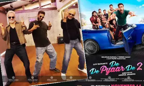 ‘दे दे प्यार दे 2’ के इस गाने शौक 3 पर जावेद-नावेद और रवि ने किया जबरदस्त डांस, साथ में मीजान जाफरी भी आए नजर ‘दे दे प्यार दे 2’ के इस गाने शौक 3 पर जावेद-नावेद और रवि ने किया जबरदस्त डांस, साथ में मीजान जाफरी भी आए नजर