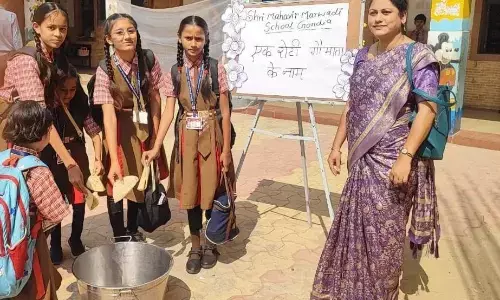 पहले ही दिन बच्चों ने गायों के लिए जमा की एक हजार रोटियां पहले ही दिन बच्चों ने गायों के लिए जमा की एक हजार रोटियां