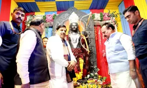 विश्व बाजार में भारत ने फूंका है स्वदेशी का बिगुल - मुख्यमंत्री डॉ. यादव विश्व बाजार में भारत ने फूंका है स्वदेशी का बिगुल - मुख्यमंत्री डॉ. यादव