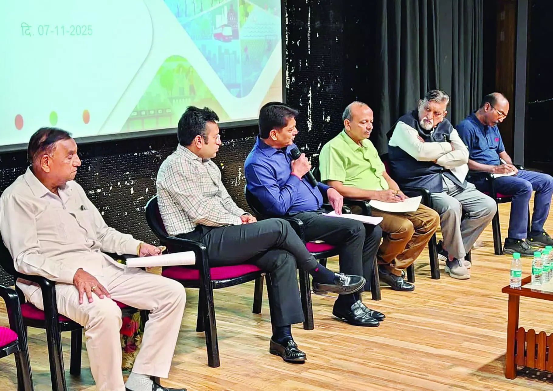 5 वर्षों में 33,700 करोड़ की 208 परियोजनाओं की तैयारी