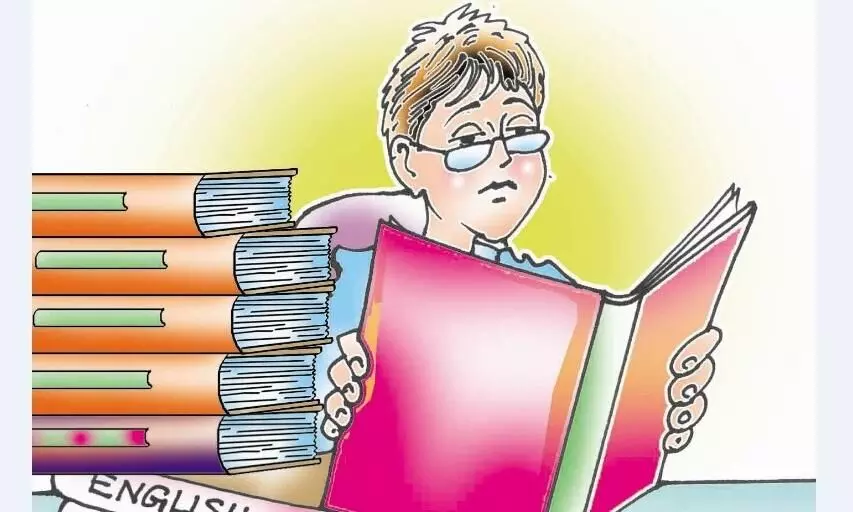 बच्चे निर्भय रहें, इसलिए परीक्षा का नाम बदलकर मूल्यांकन कर दिया बच्चे निर्भय रहें, इसलिए परीक्षा का नाम बदलकर मूल्यांकन कर दिया