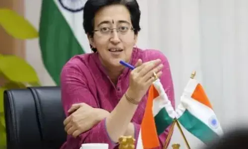 जिला पंचायत चुनाव और एसआईआर के एक साथ शुरू होने पर दिल्ली की पूर्व सीएम आतिशी मार्लेना ने उठाए गंभीर सवाल जिला पंचायत चुनाव और एसआईआर के एक साथ शुरू होने पर दिल्ली की पूर्व सीएम आतिशी मार्लेना ने उठाए गंभीर सवाल