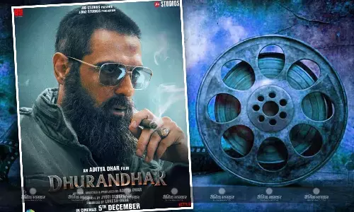 मौत का दूत बनकर आए एक्टर अर्जुन रामपाल, फिल्म ‘धुरंधर’ से मेकर्स ने जारी किया फर्स्ट लुक, जानें कब रिलीज होगा ट्रेलर मौत का दूत बनकर आए एक्टर अर्जुन रामपाल, फिल्म ‘धुरंधर’ से मेकर्स ने जारी किया फर्स्ट लुक, जानें कब रिलीज होगा ट्रेलर