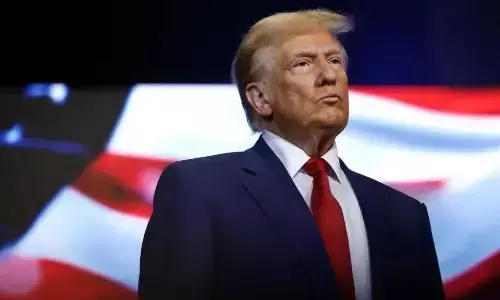 ट्रंप ने दक्षिण अफ्रीका में होने वाले जी-20 सम्मेलन का किया बहिष्कार, कहा- श्र्वेत किसानों के साथ भेदभाव करते ट्रंप ने दक्षिण अफ्रीका में होने वाले जी-20 सम्मेलन का किया बहिष्कार, कहा- श्र्वेत किसानों के साथ भेदभाव करते