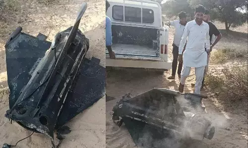 सैन्य अभ्यास के दौरान मिसाइल का रास्ता भटका, गांव के बाहर हुआ जोरदार धमाका सैन्य अभ्यास के दौरान मिसाइल का रास्ता भटका, गांव के बाहर हुआ जोरदार धमाका