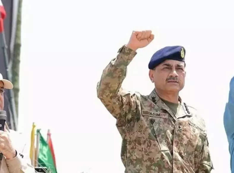 बढ़ेंगी आसिम मुनीर की शक्तियां, हाथ में होगा पूरे PAK का रिमोट कंट्रोल, संविधान में होने जा रहा बड़ा बदलाव