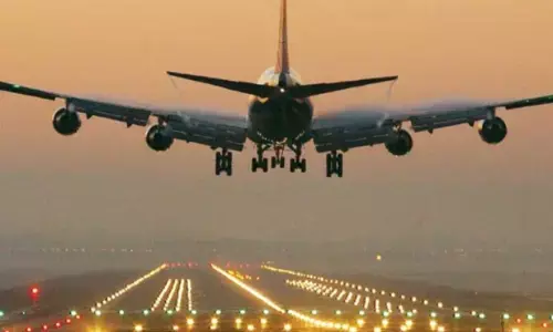 बंगलुरु के लिए दो नई उड़ानें, 1 दिसंबर से एयर इंडिया एक्स. विमान सेवा शुरू, उड़ानों की लेटलतीफी भी जारी बंगलुरु के लिए दो नई उड़ानें, 1 दिसंबर से एयर इंडिया एक्स. विमान सेवा शुरू, उड़ानों की लेटलतीफी भी जारी