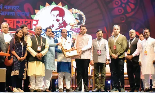 खासदार सांस्कृतिक महोत्सव - विशाल का जादू चला और झूमे ऑडियंस, जेम्स बैंड और फ्यूजन नाइट की प्रस्तुति खासदार सांस्कृतिक महोत्सव - विशाल का जादू चला और झूमे ऑडियंस, जेम्स बैंड और फ्यूजन नाइट की प्रस्तुति