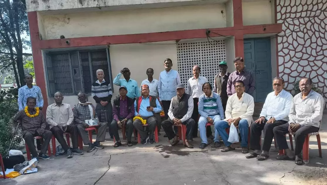 विद्युत पेंशनर्स हित रक्षक संघ की मासिक बैठक आयोजित